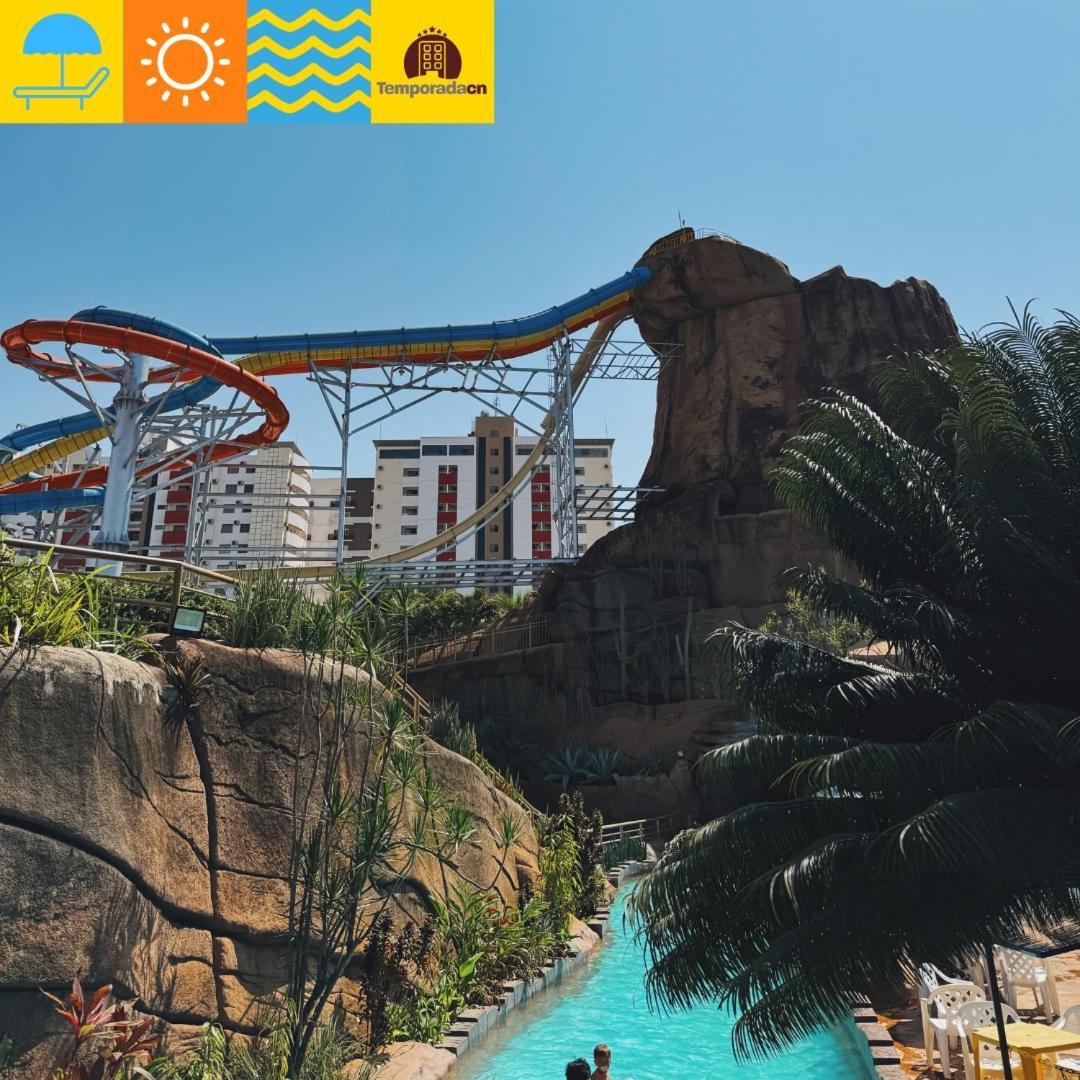 Апарт отель Piazza Com Acesso Ao Acqua Park - Gustavo Калдас-Новас Экстерьер фото