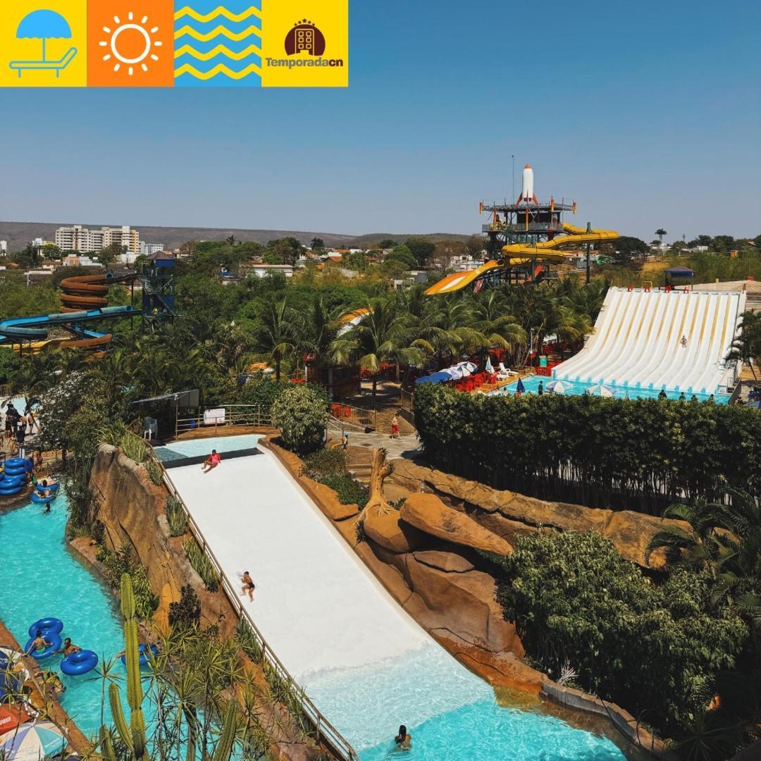 Апарт отель Piazza Com Acesso Ao Acqua Park - Gustavo Калдас-Новас Экстерьер фото