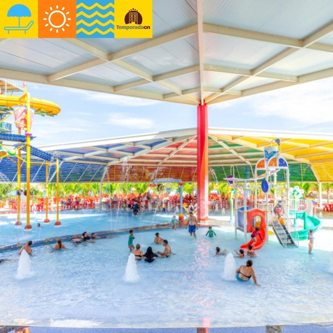 Апарт отель Piazza Com Acesso Ao Acqua Park - Gustavo Калдас-Новас Экстерьер фото